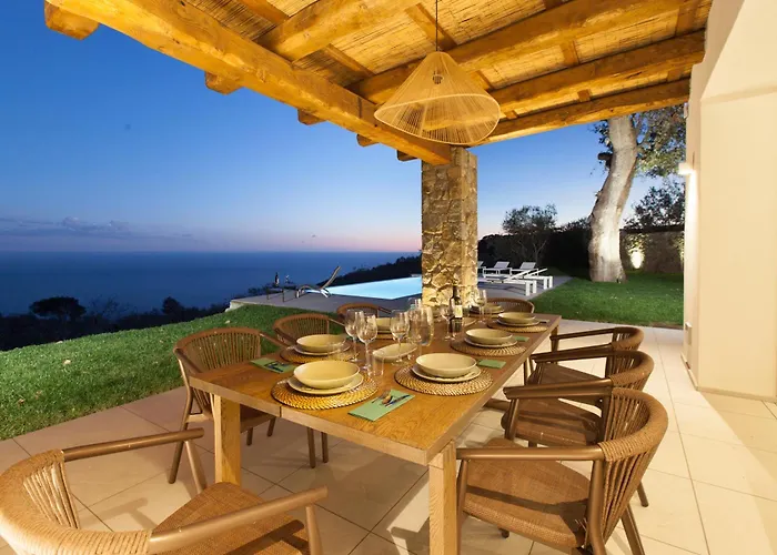 Jarito Villa SantʼAgata sui Due Golfi